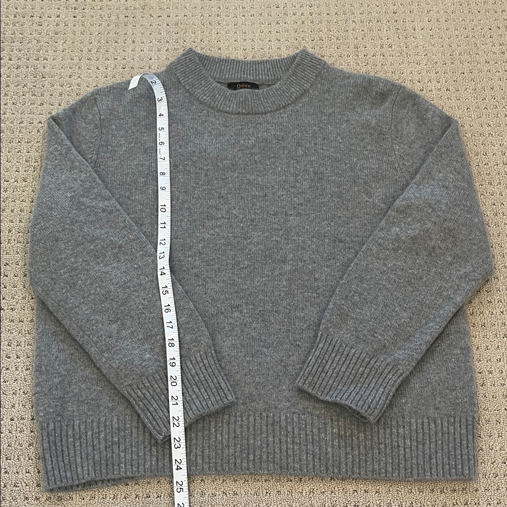 Quince cashmere Gray Crewneck Sweater